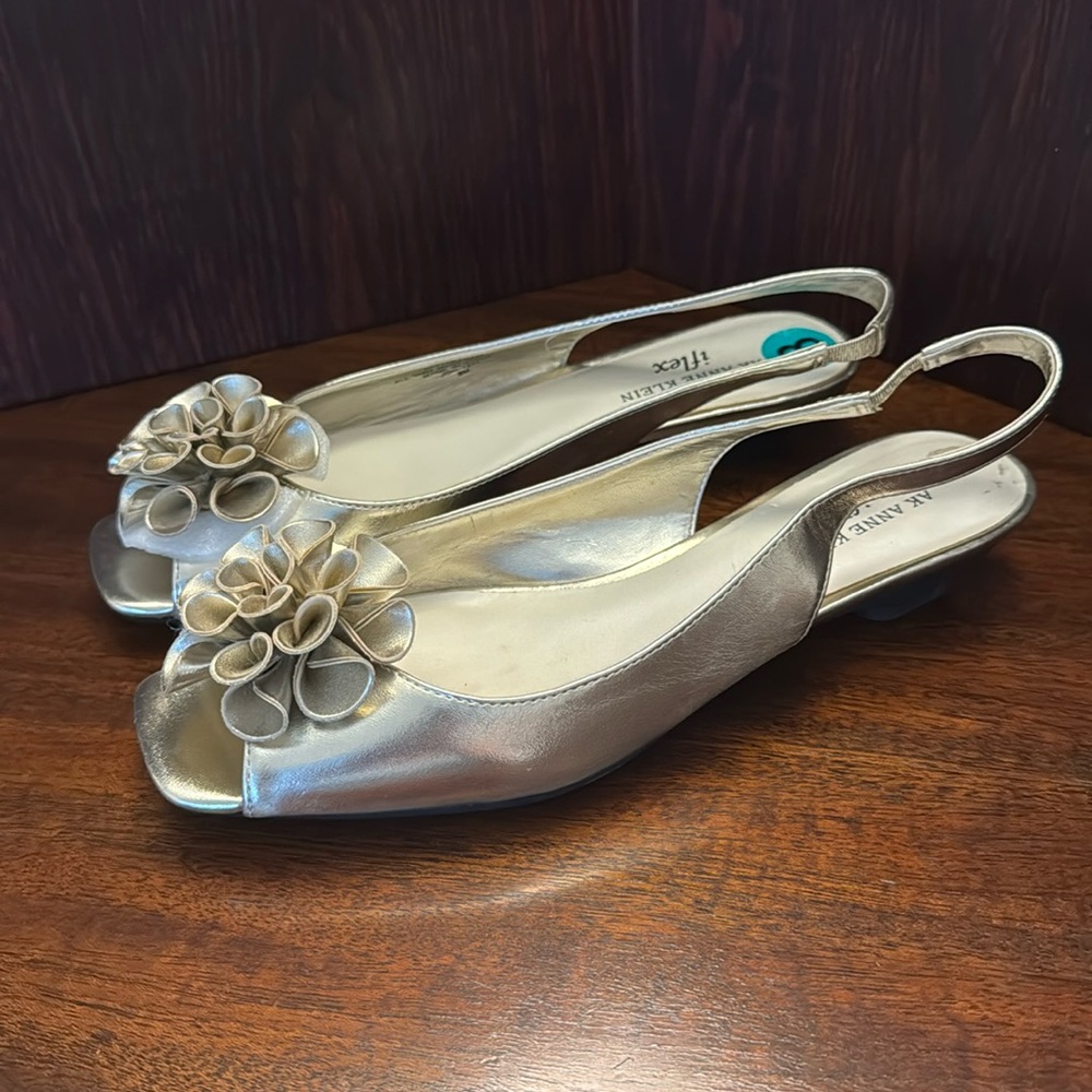 A K Anne Klien iflex Embellished Sandals
